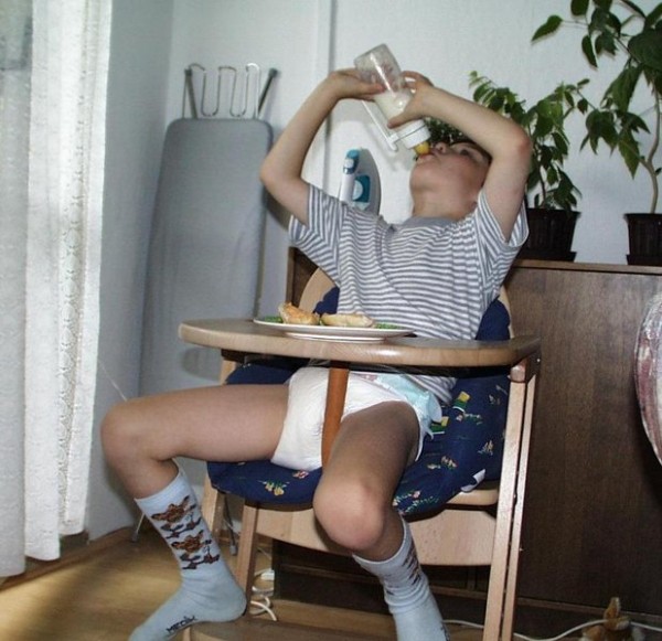8 year old diaper kid boy Tommy highchair